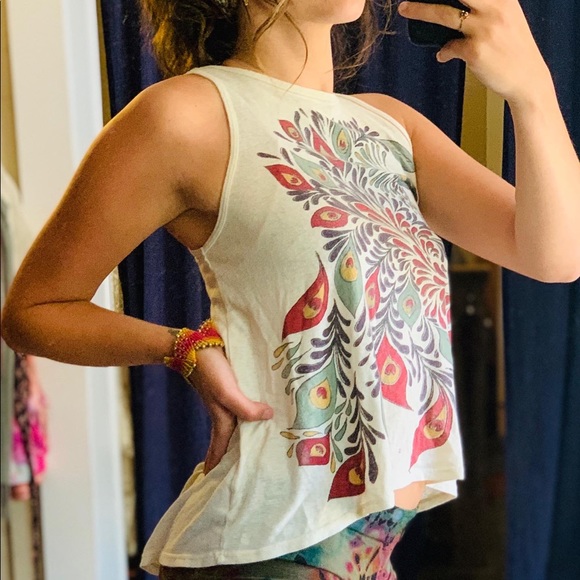 Urban Outfitter Psychedelic tank XS - Picture 3 of 3